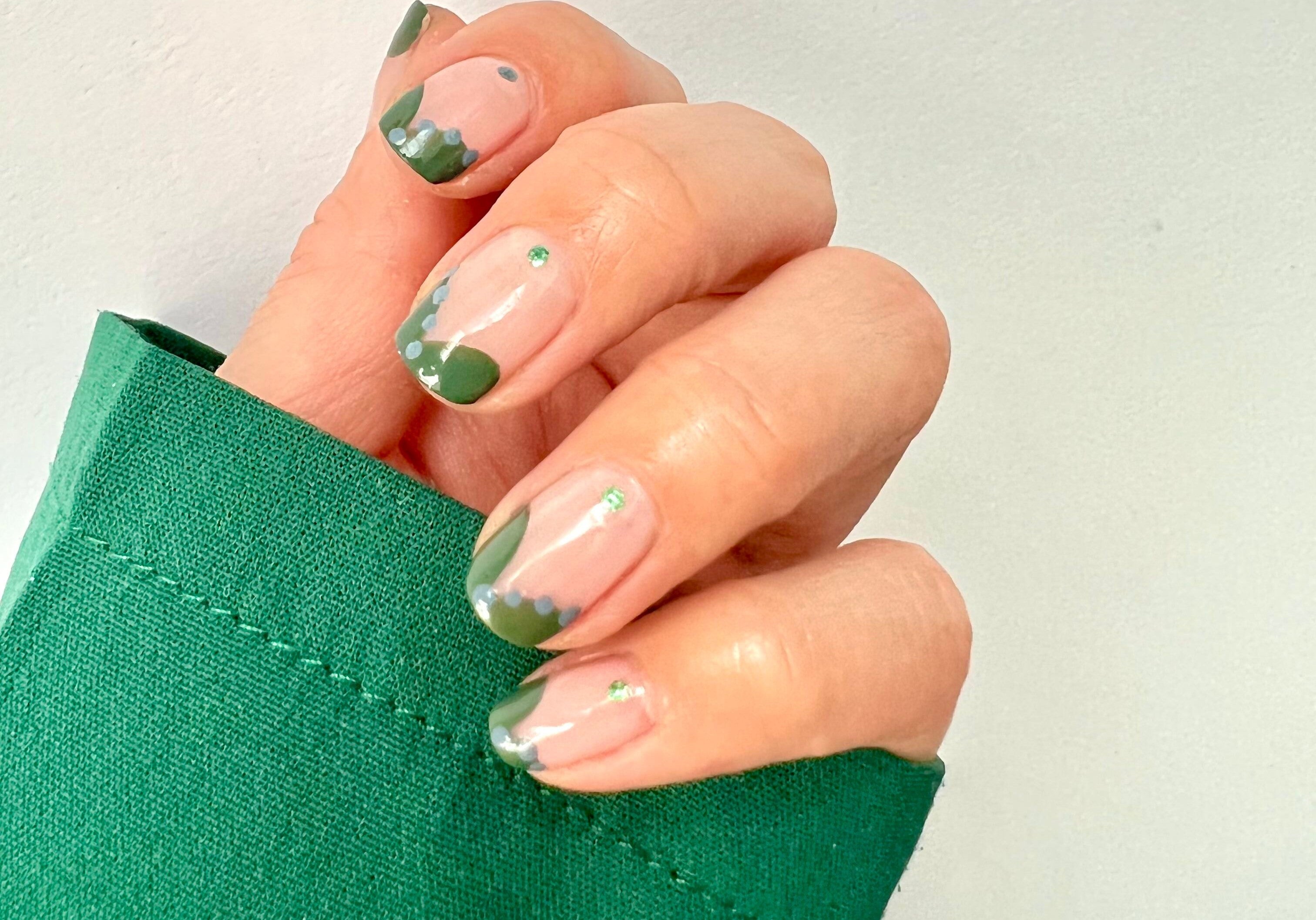 Easy winter nail art | At-home winter nail looks we love